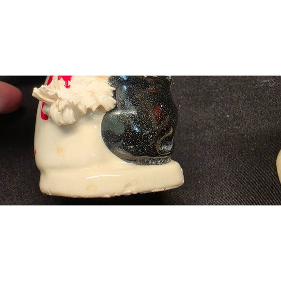 Vintage MCM Napco Spaghetti Trim Santa & Mrs. Claus Salt & Pepper Shaker Set - Picture 10 of 11